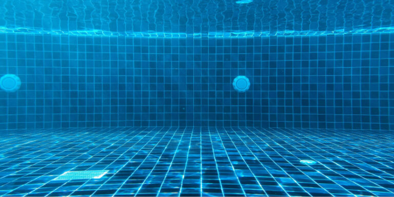 Buse de refoulement piscine